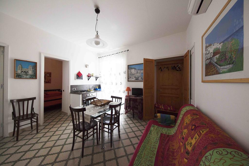 Apartamento Gioeni 23 Cefalú Habitación foto