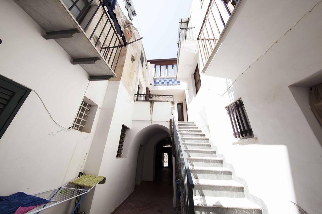 Apartamento Gioeni 23 Cefalú Habitación foto
